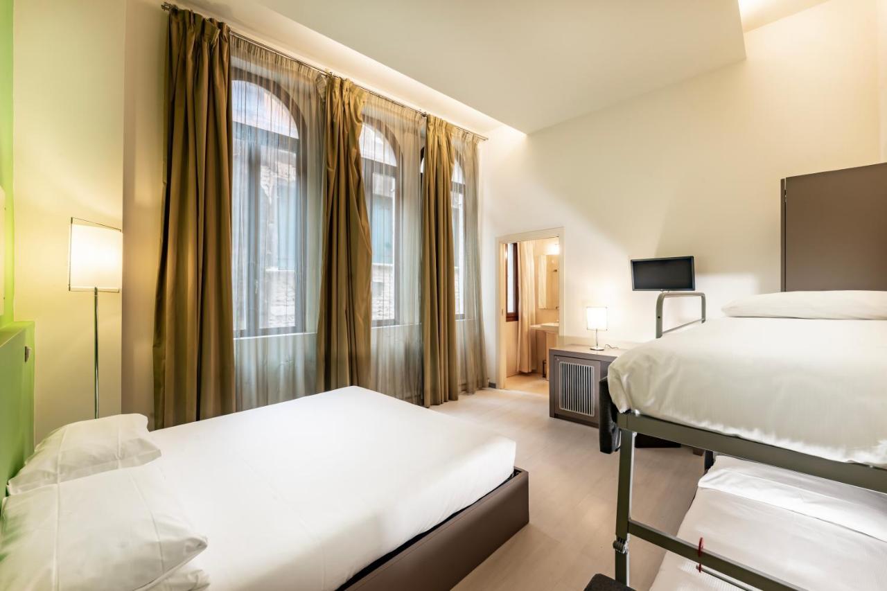 Residenza Manin Apartments Венеція Екстер'єр фото